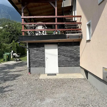 Meadow Tranquil With Evergreen Garden - Apartament *